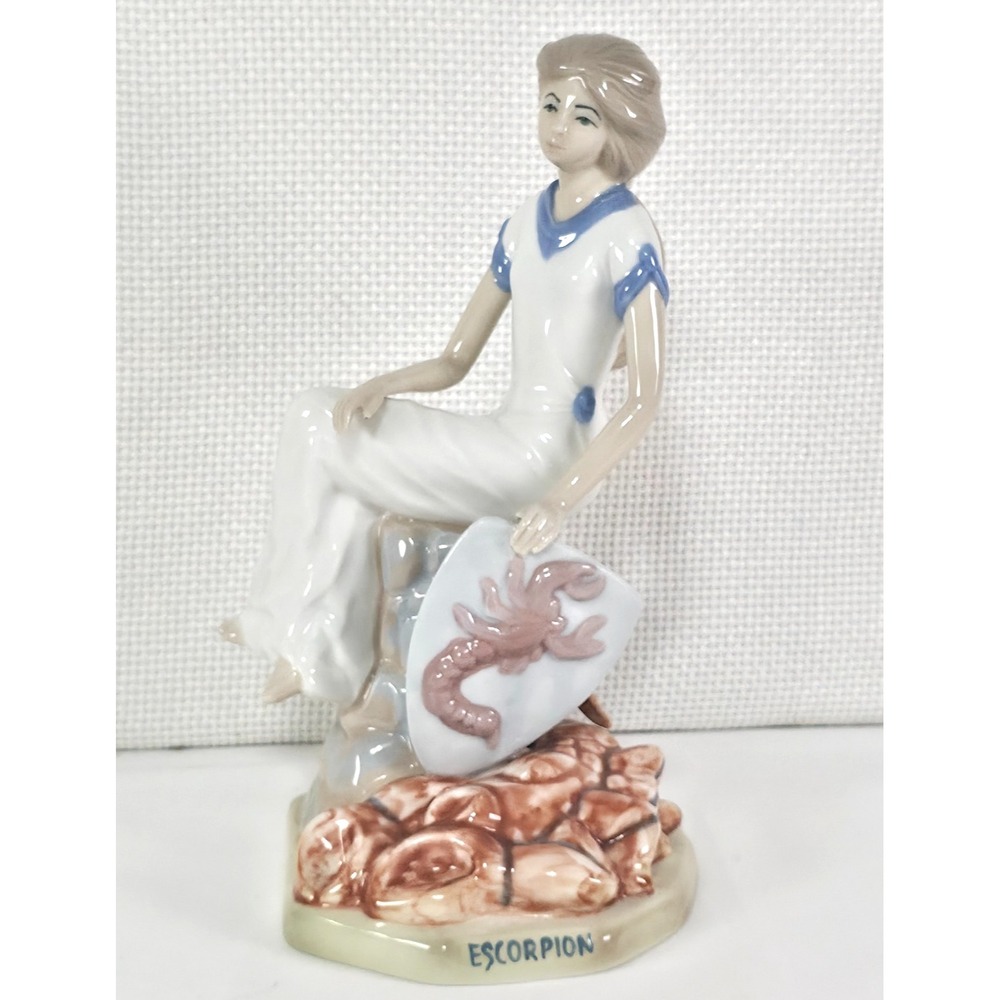 Cascades‎ Spain Scorpio Zodiac Figurine Porcelain Girl Figure 9" Collectible